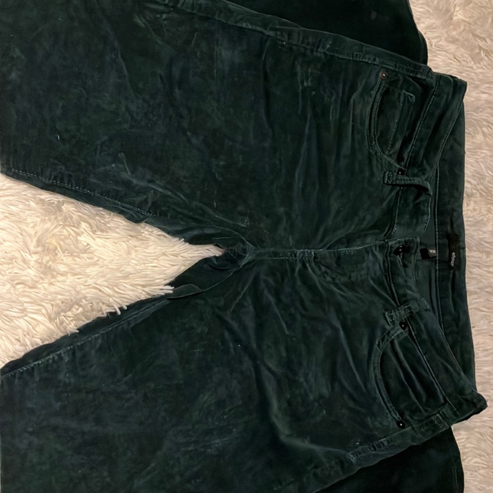 Dark green corduroy skinny pants